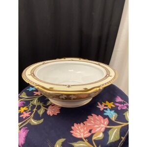Meito China Hand Painted Serving Bowl/Soup/Pasta Dish Heavy Metallic Gold